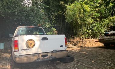 Uso comercial con frente a Rio mayo