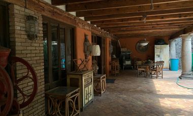 Uso comercial con frente a Rio mayo