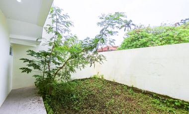 Rumah Cantik Siap Huni 15 Menit ke Gerbang Toll Kayu Manis J-35131