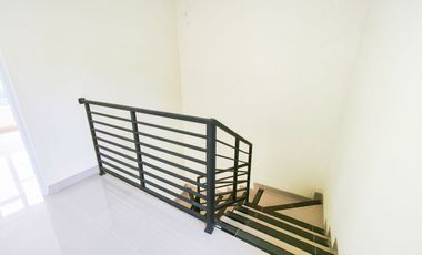 Rumah Cantik Siap Huni 15 Menit ke Gerbang Toll Kayu Manis J-35131