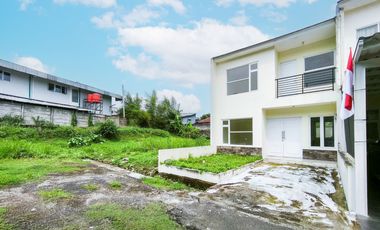 Rumah Cantik Siap Huni 15 Menit ke Gerbang Toll Kayu Manis J-35131