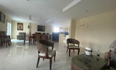 VENTA DE LINDA CASA EN SALINAS