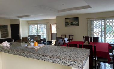 VENTA DE LINDA CASA EN SALINAS