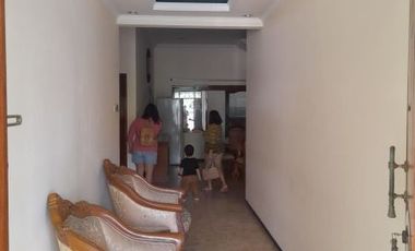 Rumah Bagus Dan Mewah Disewakan Dukuh Kupang KT