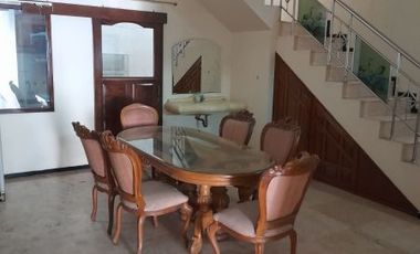 Rumah Bagus Dan Mewah Disewakan Dukuh Kupang KT