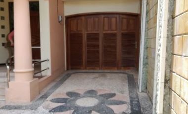 Rumah Bagus Dan Mewah Disewakan Dukuh Kupang KT