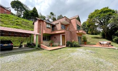 Casa en Envigado Escobero en Arriendo Amoblado