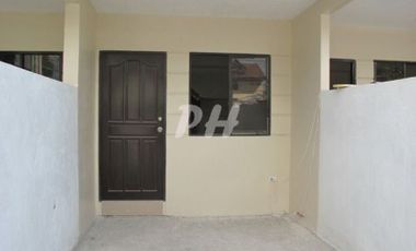 PH931 Pre-Selling Townhouse in North Fairview For Sale At 4.
