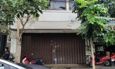 Disewakan Ruko 3,5 lt di Jl Kedungdoro, Surabaya Pusat