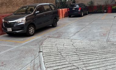 EDIFICIO EN VENTA EN LA COL. NÁPOLES