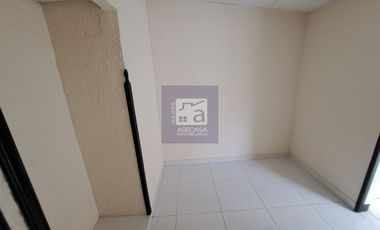 COD. 5305 - SE ARRIENDA APARTAMENTO - BARRIO: SAN ANTONIO CARRIZAL