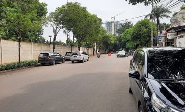 Ruko Gandeng ex Show Room Mobil di Sektor 9 Bintaro, 2745