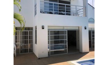 VENDO CASA DE DESCANSO EN GIRARDOT RICAURTE