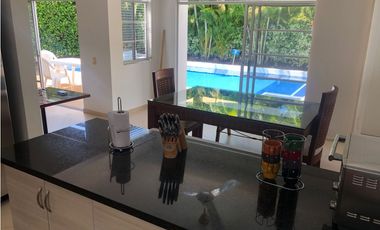 VENDO CASA DE DESCANSO EN GIRARDOT RICAURTE