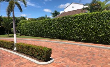 VENDO CASA DE DESCANSO EN GIRARDOT RICAURTE