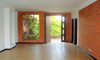 casa en venta en la morada. Cod V108193