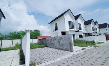 2 Lantai Siap Huni, Rumah Dalam Perum di Bantul