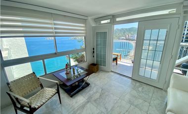 SE ARRIENDA APARTAMENTO DE 3 HABITACIONES FRENTE AL MAR- RODADERO