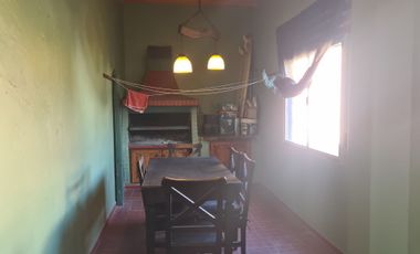 PH TIPO CASA 5 AMBIENTES PB TOMA DEPTO EN PAGO