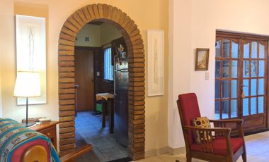 PH TIPO CASA 5 AMBIENTES PB TOMA DEPTO EN PAGO