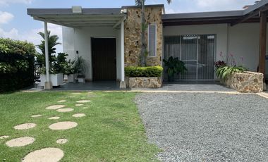 casa campestre en venta en parcelación campestre laguna seca. Cod V108241