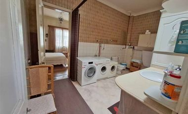 Hermosa casa,6 dorm.3 baños, piscina,estacionamientos