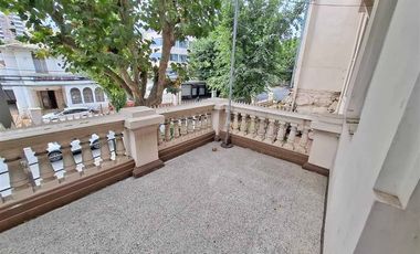 Hermosa casa,6 dorm.3 baños, piscina,estacionamientos