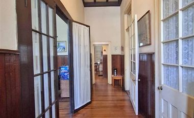 Hermosa casa,6 dorm.3 baños, piscina,estacionamientos