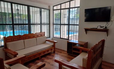 Casa sola con alberca, renta de fin de semana, 13 camas.