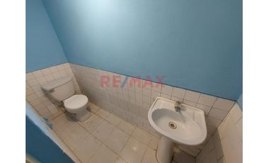 🏡 Casa En Alquiler   📍 Calle Los Fresnos 223 - 225, Urb. Miraflores Castilla Piura