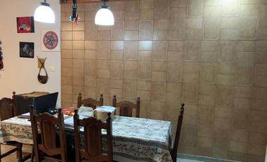Casa en venta en Ezpeleta Este