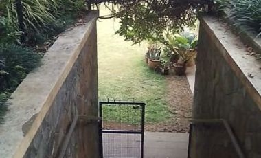 Villa Luas & Strategis Wilayah Tengah Tempat Wisata Ciater, Subang