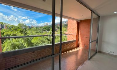 apartamento en arriendo en benedictinos. Cod A776241