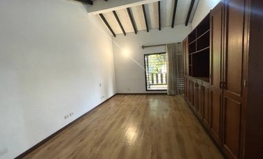 casa en arriendo en ciudad jardín. Cod A3926