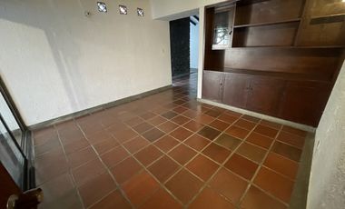 casa en arriendo en ciudad jardín. Cod A3926