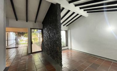 casa en arriendo en ciudad jardín. Cod A3926