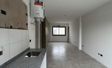 Alquiler Monoambiante a Estrenar con Balcón aterrazado  Al Frente expensas $ 180.000