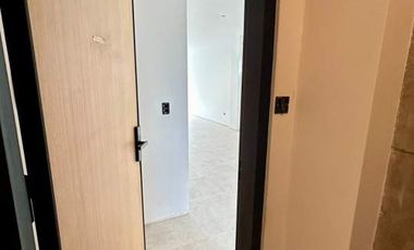 Alquiler Monoambiante a Estrenar con Balcón aterrazado  Al Frente expensas $ 180.000