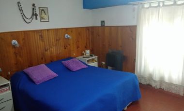 LATORRE PROP. VENDE CASA DE 3 AMB S/ AV. BELTRAN - LAS DALIAS