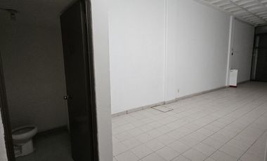 Local para bodega y oficinas en 2 plantas 138 m2