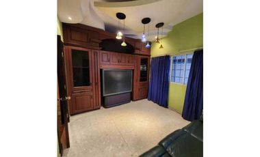 VENTA DE CASA ALTOS DE PANAMA 3 PLANTAS 537 M2