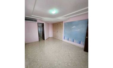 VENTA DE CASA ALTOS DE PANAMA 3 PLANTAS 537 M2