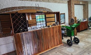 ¡Espectacular Casa Quinta en Venta! Amplio Jardín, con Piscina. Temozon, yuc.