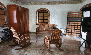 ¡Espectacular Casa Quinta en Venta! Amplio Jardín, con Piscina. Temozon, yuc.