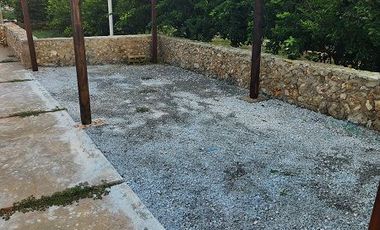 ¡Espectacular Casa Quinta en Venta! Amplio Jardín, con Piscina. Temozon, yuc.