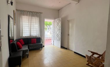 casa en venta en popular. Cod V28711