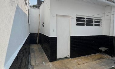 casa en venta en popular. Cod V28711