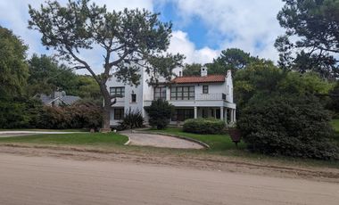 Cariló - Cod 623 - Alquiler y Venta - Consulte Vacaciones verano 2024