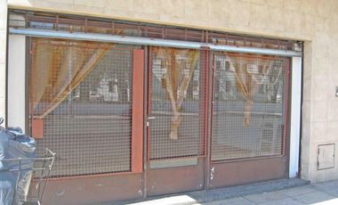 V582 Haedo Venta con Renta Local a la calle frente al Instituto de Haedo