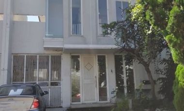 Rumah disewakan di Jawa Timur, Surabaya